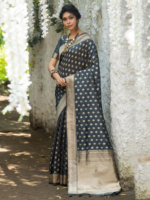 grey silk banarasi saree - 20858816 - Very Small Image - 1