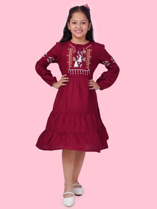 girls embroidered cotton frock - 20859462 - Very Small Image - 1