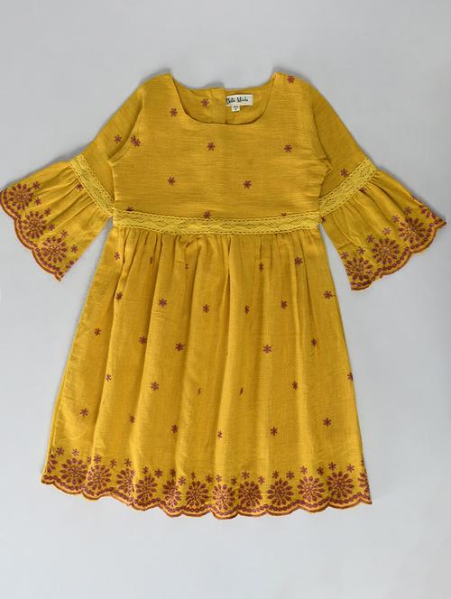 yellow embroidered detailed frock - 20859533 - Very Small Image - 1