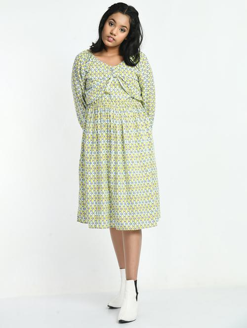 green printed detailed dress - 20859739 - Very Small Image - 1