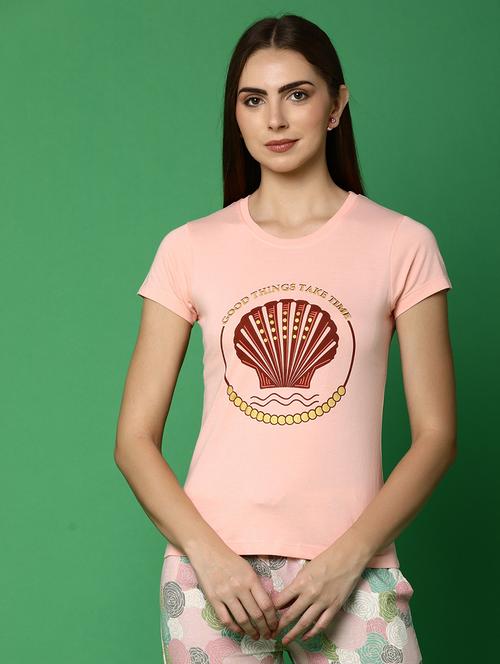 women round neck front print regular t-shirt - 20890735 - Very Small Image - 1