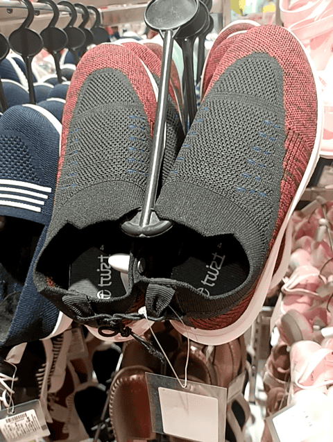 red textile casual shoes - 20891152 - Very Small Image - 1