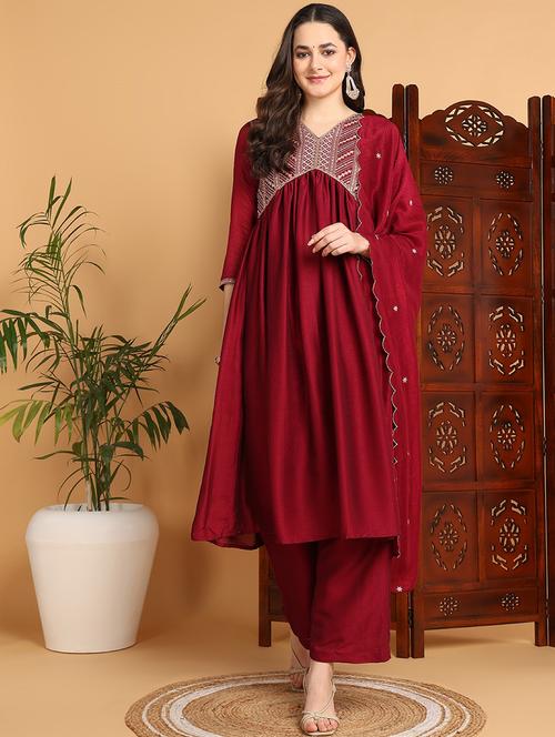 women maroon v neck kurta palazzo set with dupatta - 20901472 - Very Small Image - 1