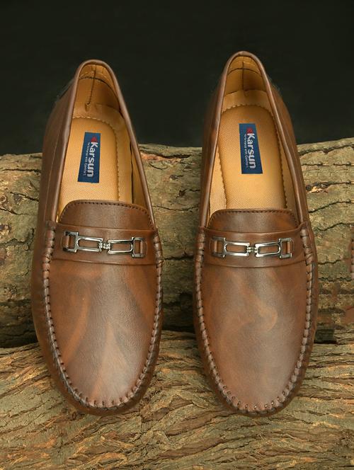 men slip on loafers - 20929807 - Very Small Image - 1