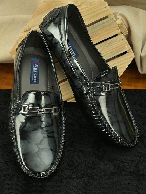 men slip on loafers - 20929815 - Very Small Image - 1