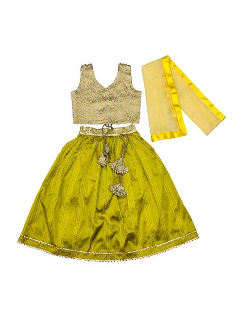 girls silk blend lehenga choli set with dupatta - 20942684 - Very Small Image - 1