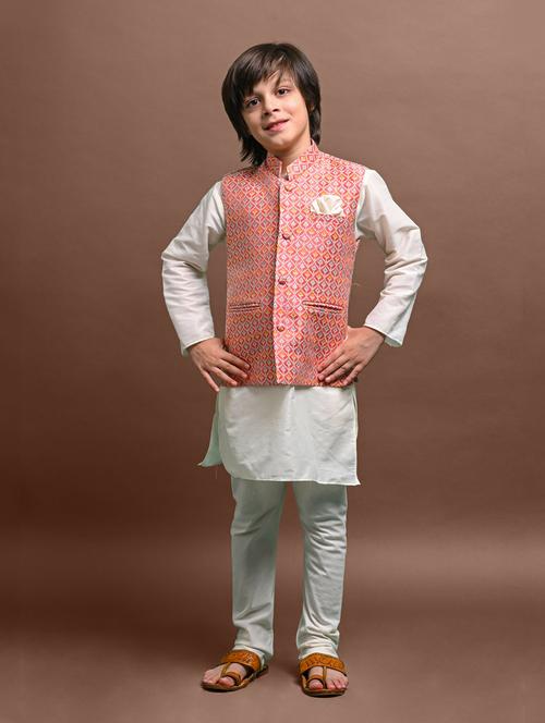 boys silk kurta pyjama with jacket - 20943490 - Very Small Image - 1