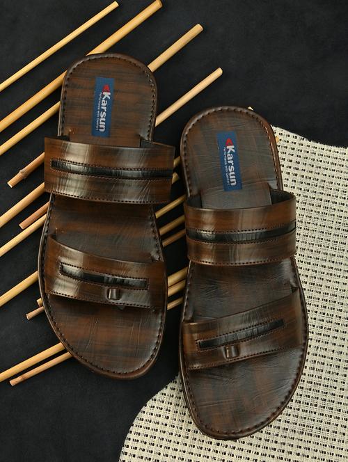 men slip on sandal - 20944748 - Very Small Image - 1