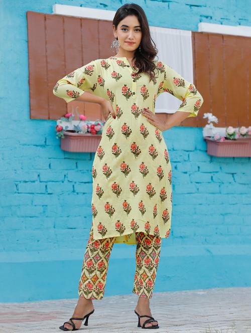 women three quarter sleeve kurta pant set - 20946715 - Very Small Image - 1