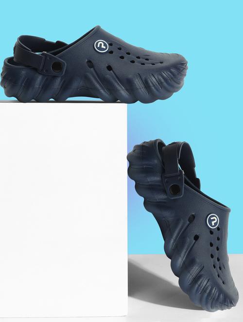 men navy blue crocs clogs - 20951343 - Very Small Image - 1