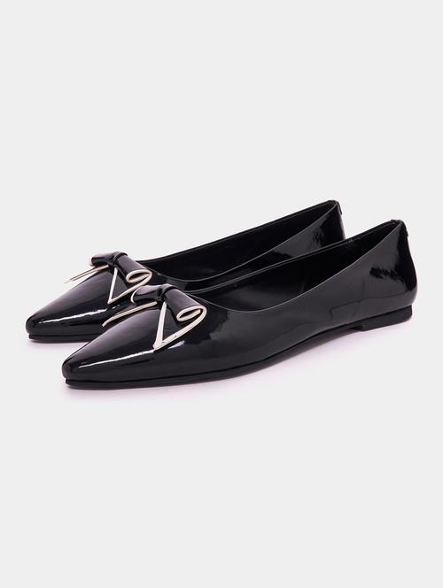 solid black detailed ballerina - 20960253 - Very Small Image - 1