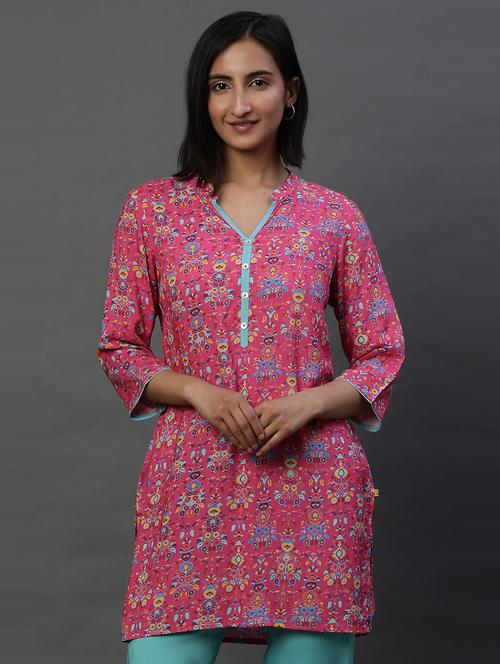 women pink v neck straight kurti - 20968302 - Very Small Image - 1
