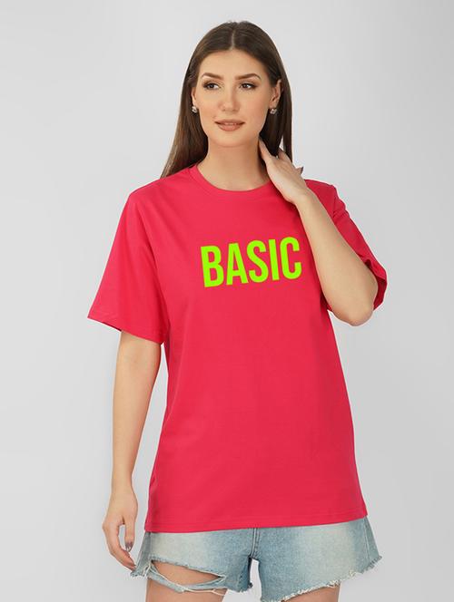 round neck chest print t-shirt - 20978425 - Very Small Image - 1