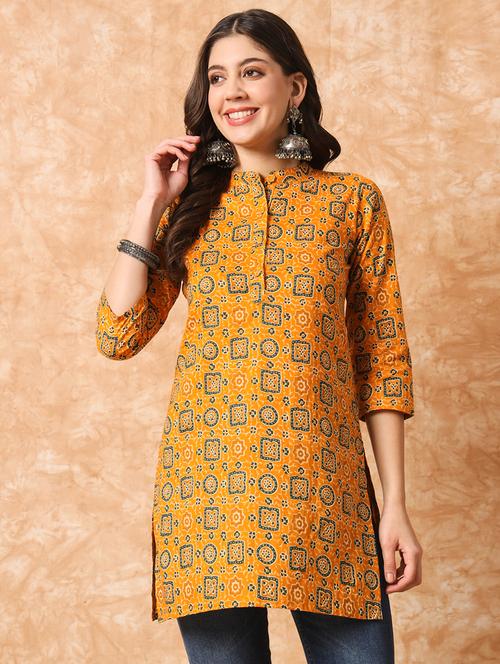 women mustard printed regular tunic - 20996208 - Very Small Image - 1