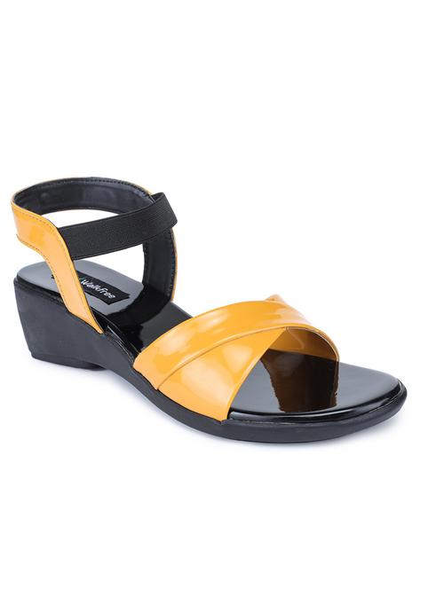 yellow back strap wedges - 21000701 - Very Small Image - 1