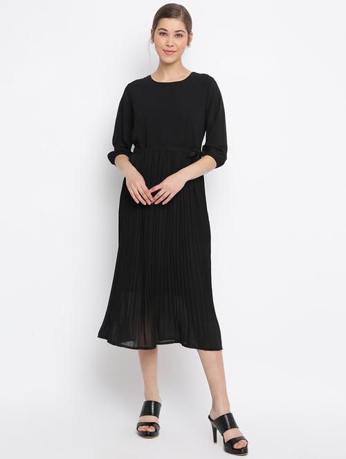 solid black pleated detailed dress - 21017227 - Very Small Image - 1