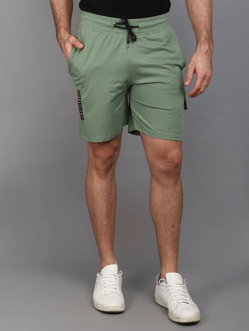 men solid mid rise cargo shorts - 21022456 - Very Small Image - 1