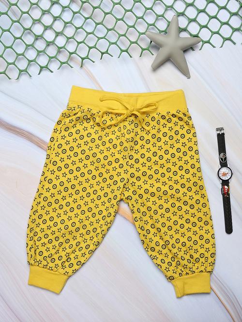 yellow printed cotton three-fourth - 21034625 - Very Small Image - 1
