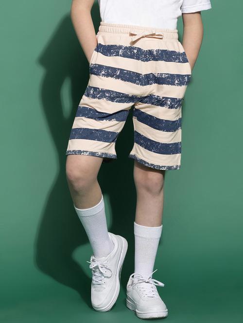 off white striped printed shorts - 21034779 - Very Small Image - 1