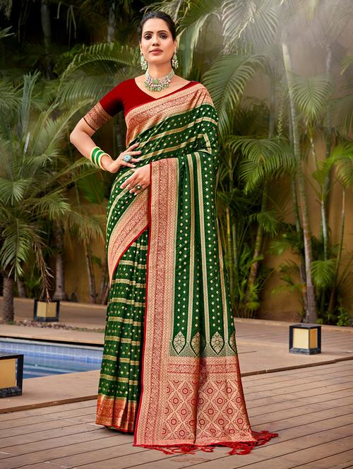 women self design banarasi saree with blouse - 21036636 - Very Small Image - 1