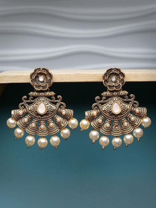 adiva antique gold-plated pearl & pink stone floral shaped drop earrings - 21054074 - Very Small Image - 1