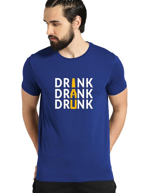 men round neck chest print t-shirt - 21064712 - Very Small Image - 1