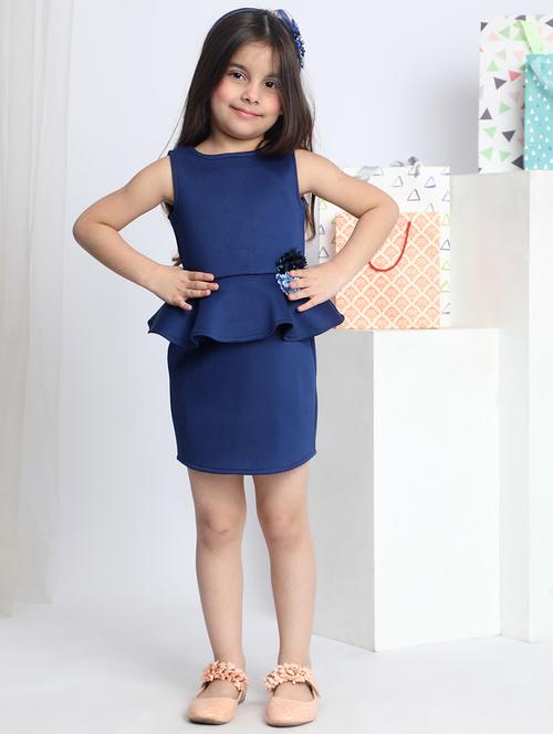 girls round neck frower applique lycra frock - 21068537 - Very Small Image - 1
