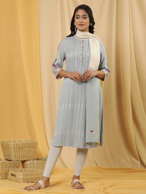 women three quarter sleeve kurta legging set with dupatta - 21113617 - Very Small Image - 1