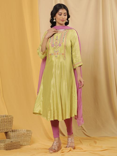 women three quarter sleeve kurta legging set with dupatta - 21113658 - Very Small Image - 1