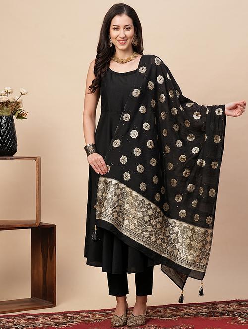 women black self design dupatta - 21116257 - Very Small Image - 1