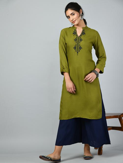 women three quarter sleeve straight kurta - 21128829 - Very Small Image - 1