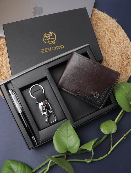 men card holder with keychain and pen - 21129761 - Very Small Image - 1