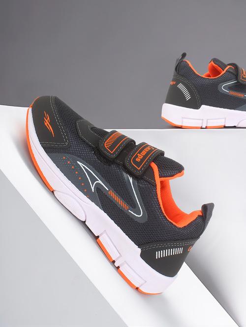 kids slip on sports shoes - 21132171 - Very Small Image - 1