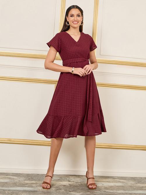 red self-designed a-line dress - 21135524 - Very Small Image - 1