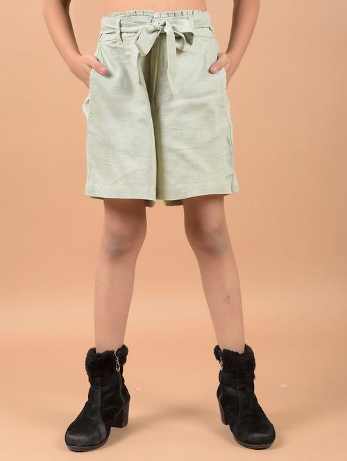 solid white shorts - 21142797 - Very Small Image - 1