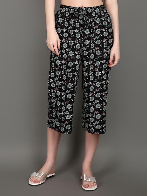 girls mid-rise printed capri - 21143345 - Very Small Image - 1