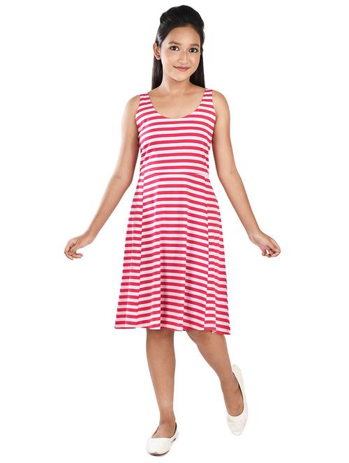 girls round neck printed frock - 21168057 - Very Small Image - 1