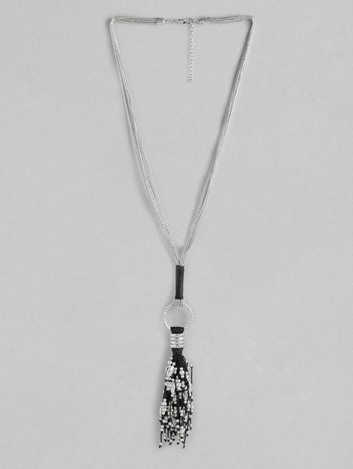 silver metal chain necklace - 21169815 - Very Small Image - 1