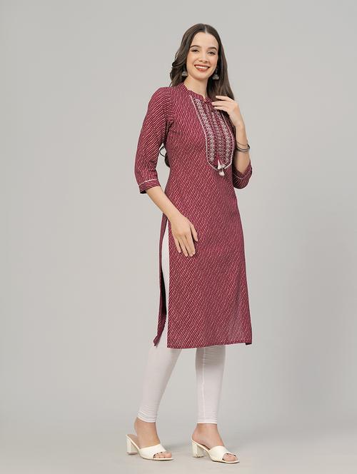 maroon colored viscose straight kurta - 21171005 - Very Small Image - 1