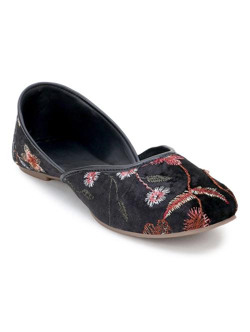women embroidered slip on mojari - 21173575 - Very Small Image - 1