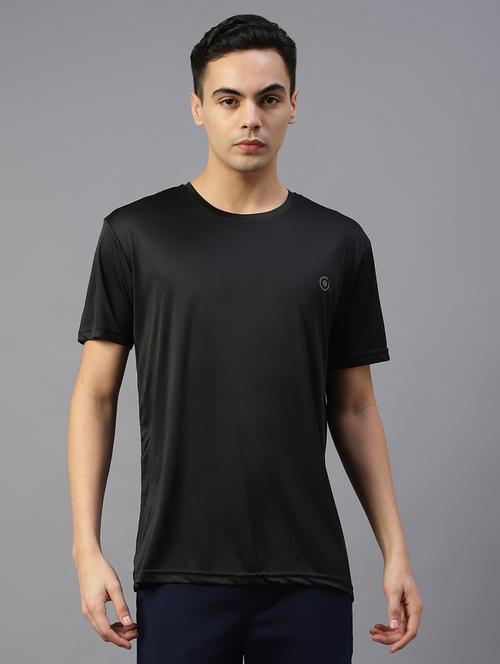 men round neck plain t-shirt - 21179322 - Very Small Image - 1