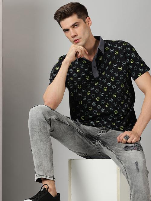 men collard short sleeves t-shirt - 21193987 - Very Small Image - 1