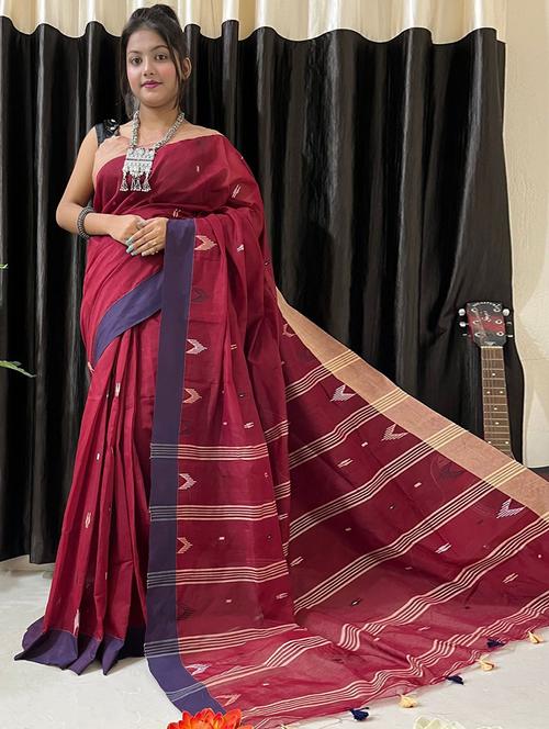 women self design handloom saree with blouse - 21196564 - Very Small Image - 1