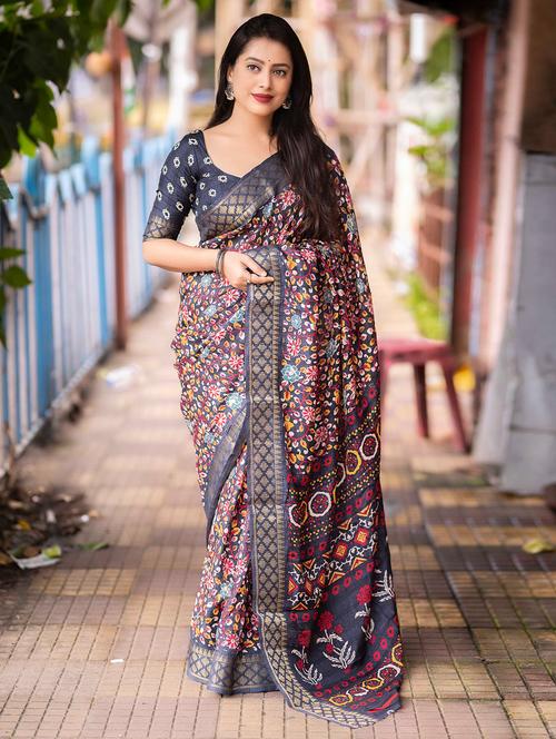 women printed zari bordered saree - 21226117 - Very Small Image - 1