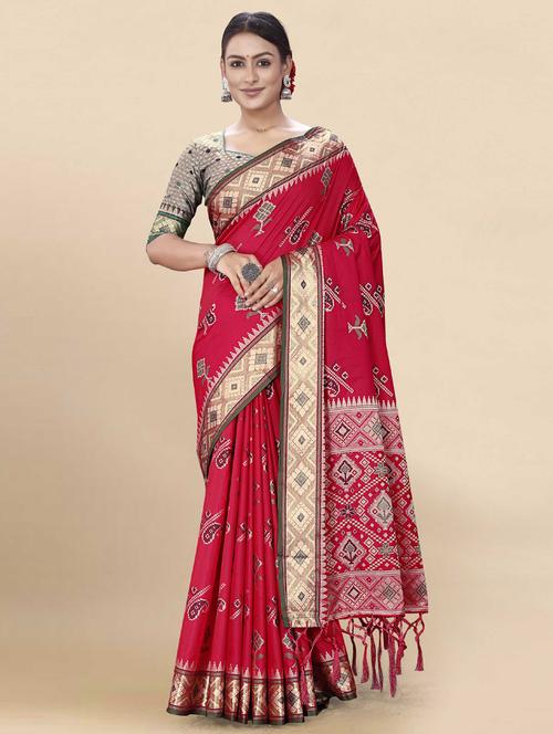 women self design bordered saree with blouse - 21226467 - Very Small Image - 1