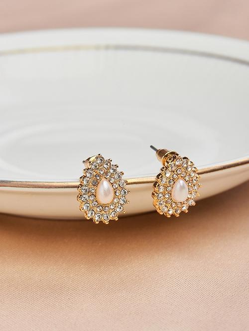 gold alloy studs earrings - 21239568 - Very Small Image - 1