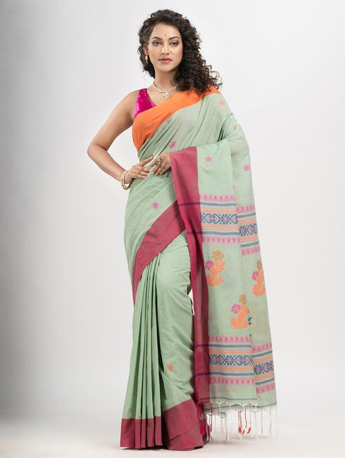 women self design handloom saree - 21240442 - Very Small Image - 1
