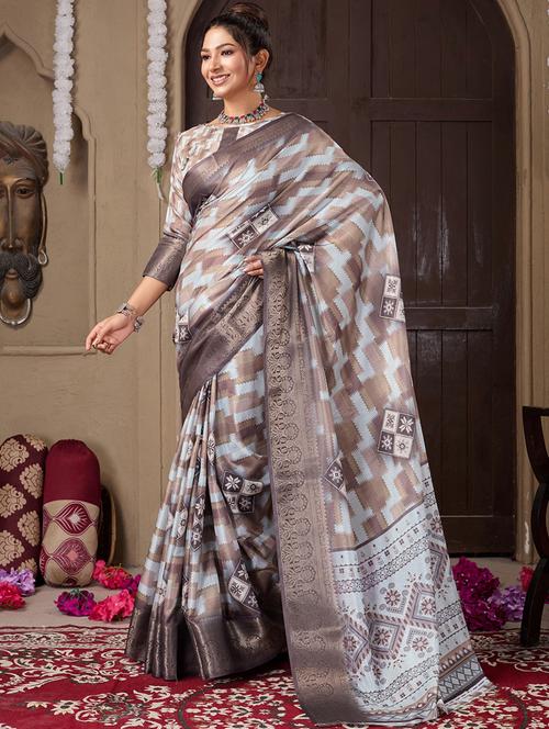 women printed saree with blouse - 21244563 - Very Small Image - 1