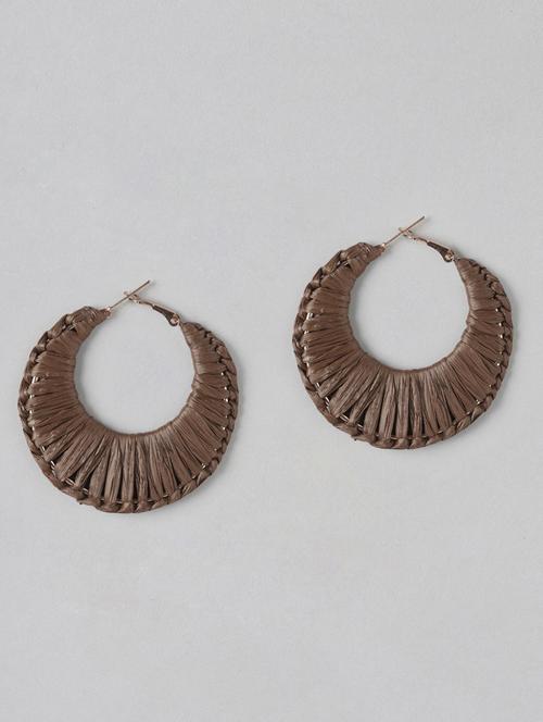 brown metal hoop earring - 21253033 - Very Small Image - 1