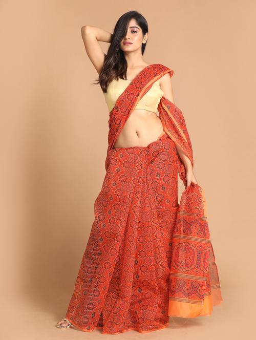 women self design handloom saree - 21272370 - Very Small Image - 1